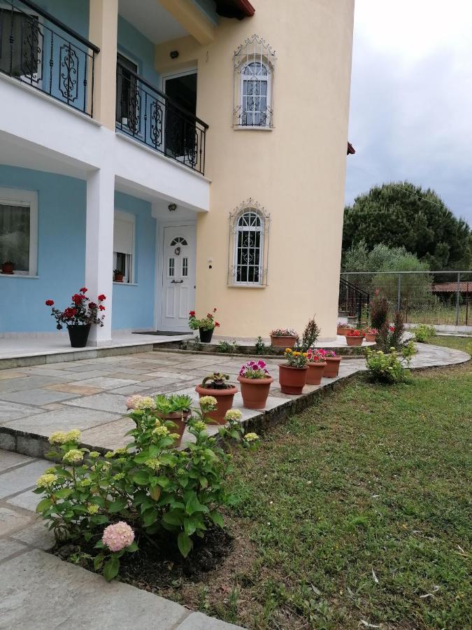 Don Bazilio Seahouse Apartment Лептокария Екстериор снимка
