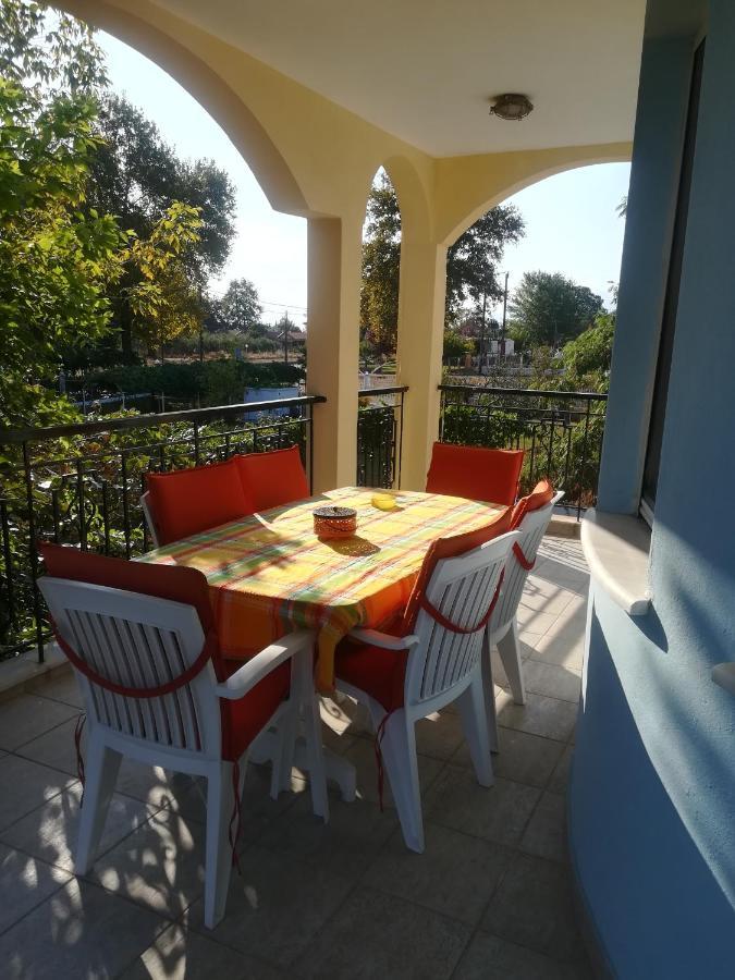 Don Bazilio Seahouse Apartment Лептокария Екстериор снимка