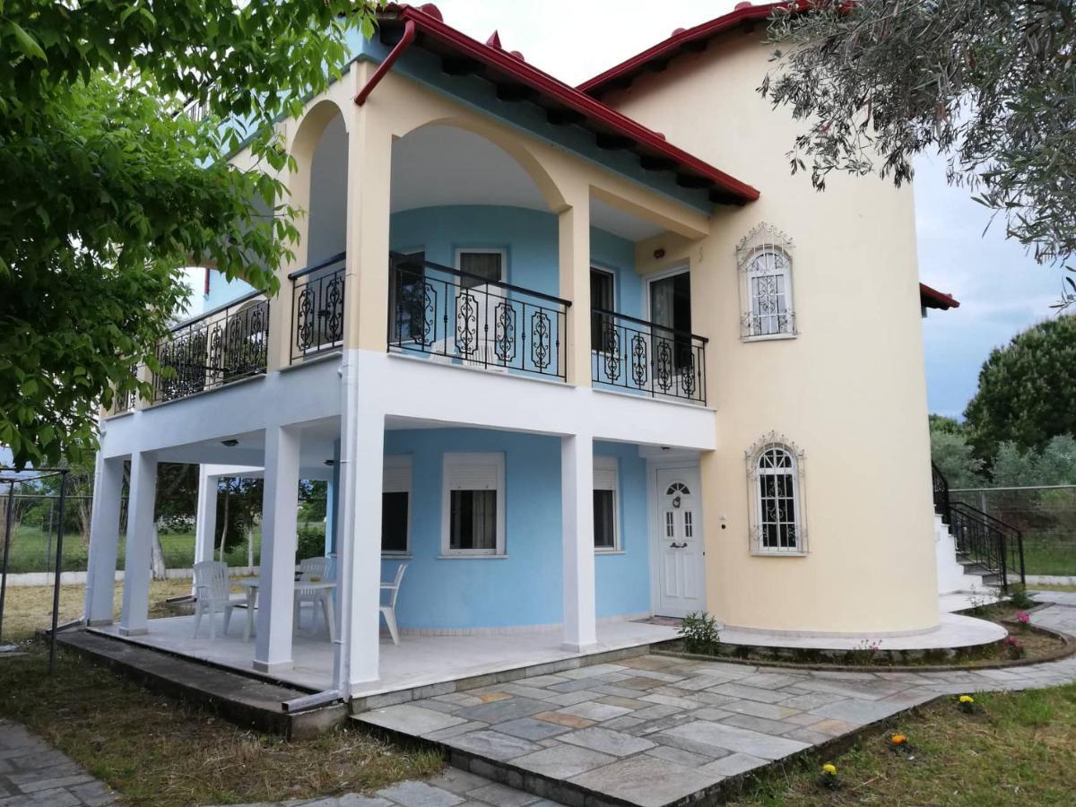 Don Bazilio Seahouse Apartment Лептокария Екстериор снимка