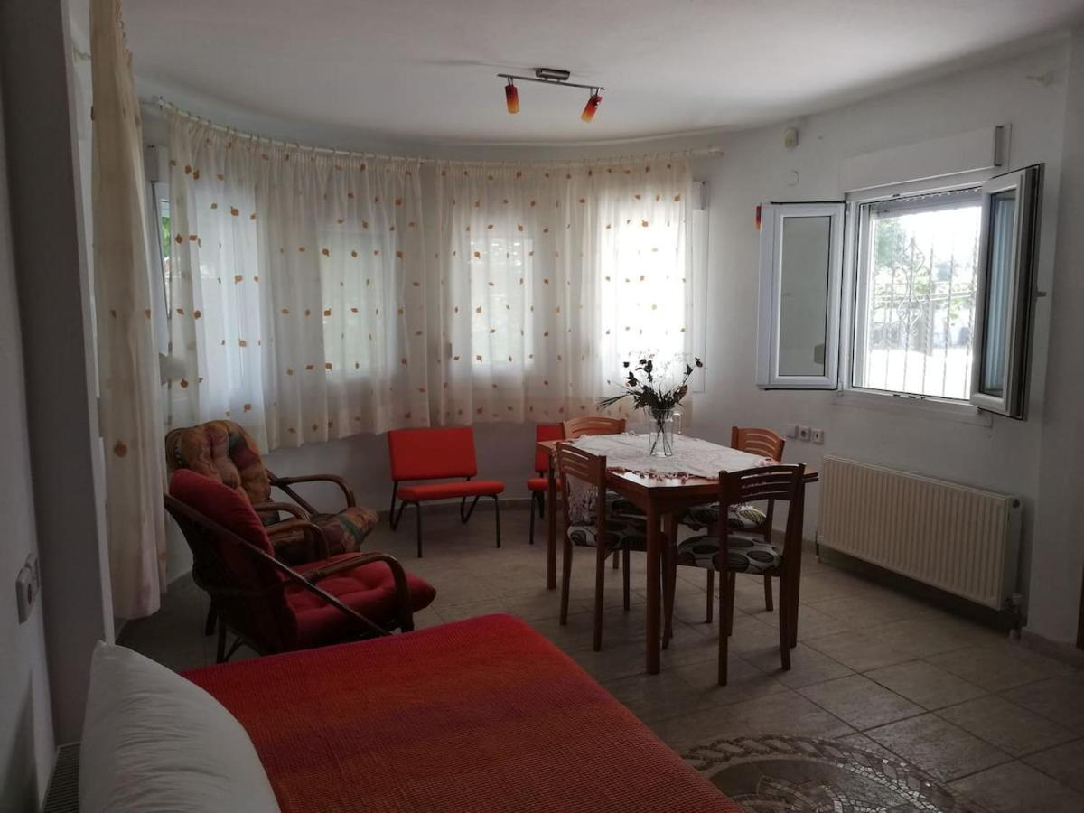Don Bazilio Seahouse Apartment Лептокария Екстериор снимка